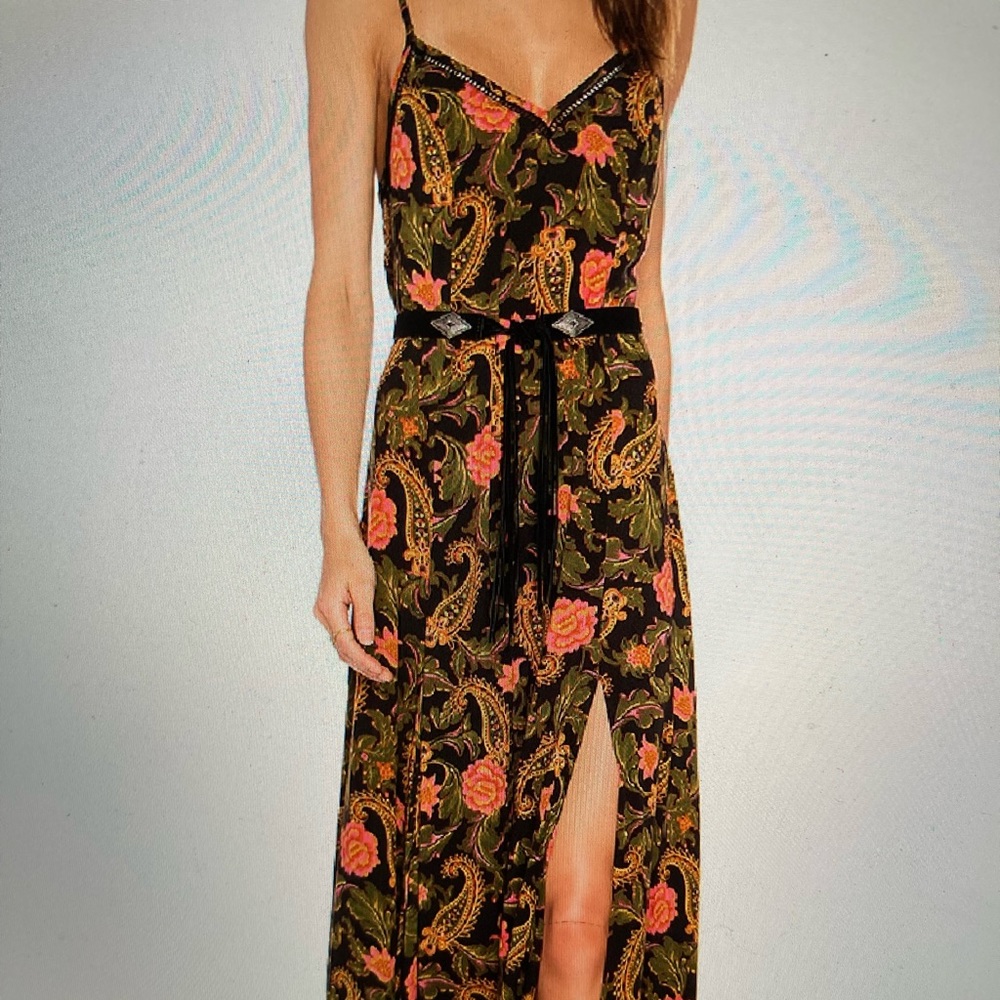 Spell Etienne Strappy Gown, Noir, Size Large